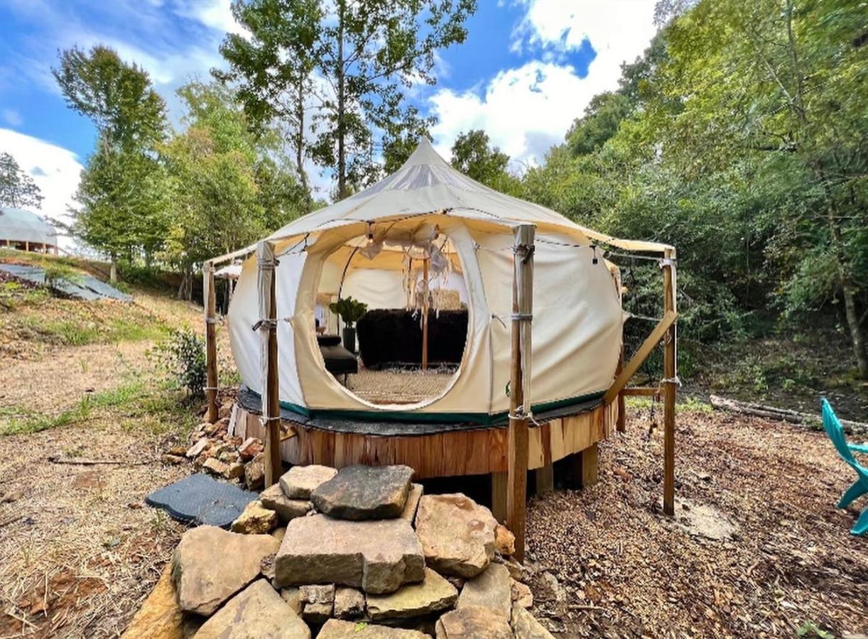The Aries-A Stargazing, Luxury Glamping Tent Rogersville 외부 사진