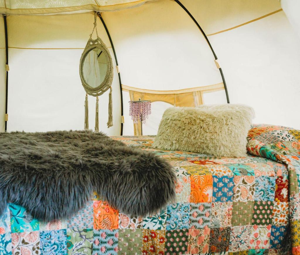 The Aries-A Stargazing, Luxury Glamping Tent Rogersville 외부 사진